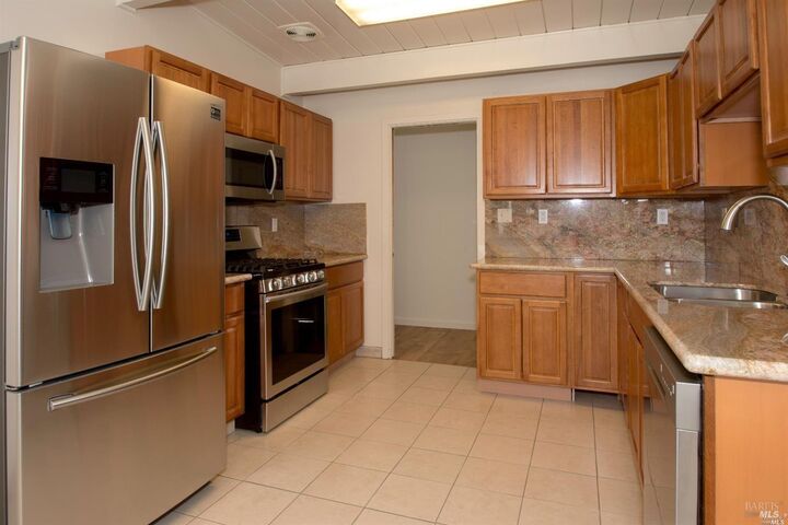 Property Photo:  701 Corlano Avenue  CA 95404 
