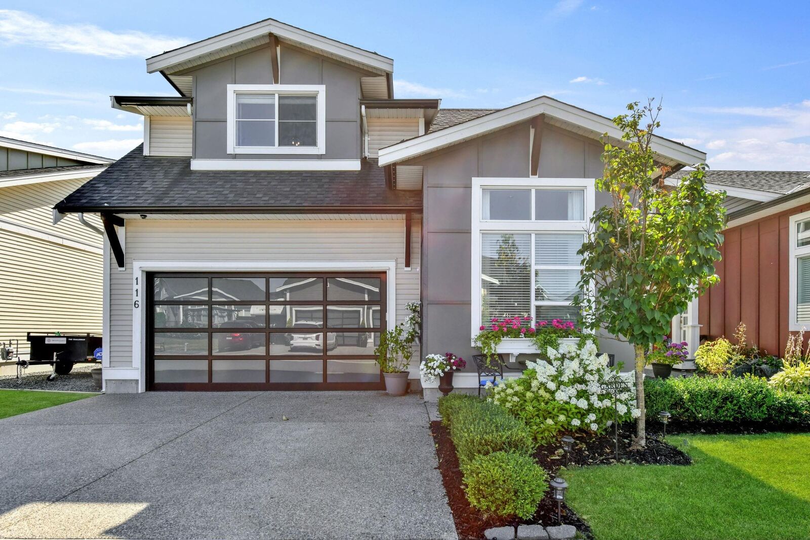 Property Photo: 46213 Hakweles Road 116 BC V4Z 0C5