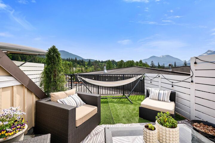 Property Photo: 41105 Tantalus Road 310 BC V8B 0N3