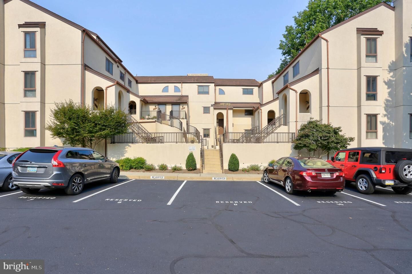 Property Photo: 8906 Battery Place 4 MD 20814