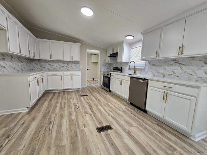 Property Photo:  19542 Lawhon  AR 72206 