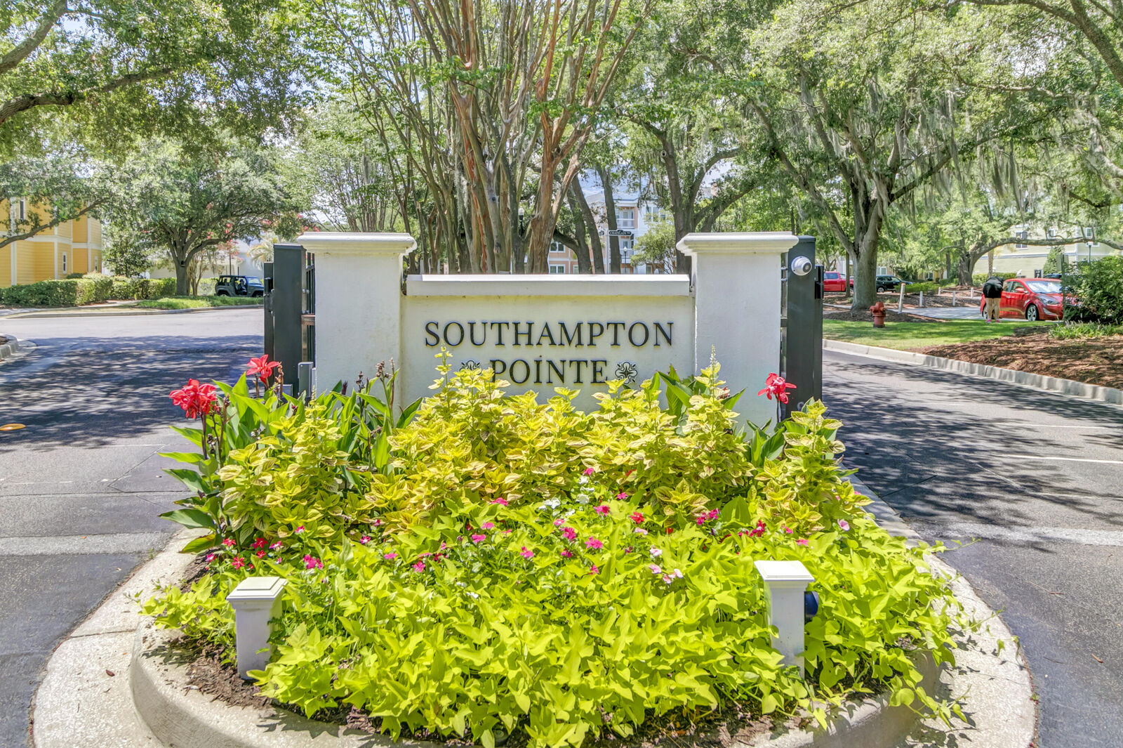 Property Photo: 1921 Chatelain Way SC 29464