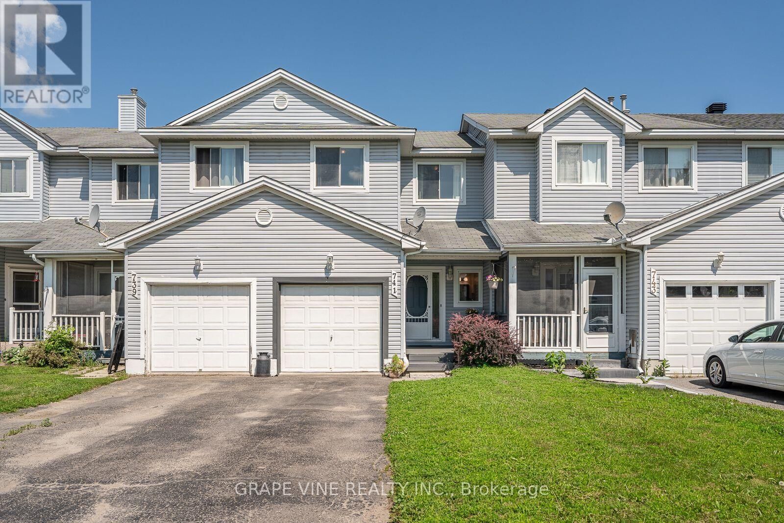 Property Photo: 741 Maley Street ON K0G 1J0