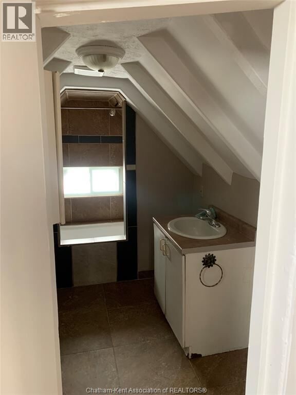 Property Photo: 154 Thames Street ON N7L 2Y8