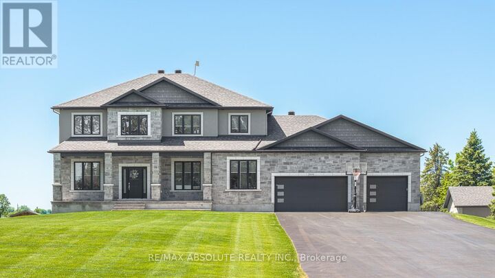 Property Photo:  3194 Steeple Hill Crescent  ON K1A 2Z0 