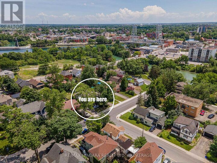 Property Photo: 30 Shotwell Street ON L3C 1N8