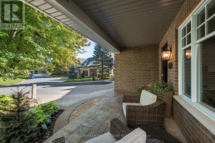 Property Photo: 58 Ironside Court ON K2K 3H6