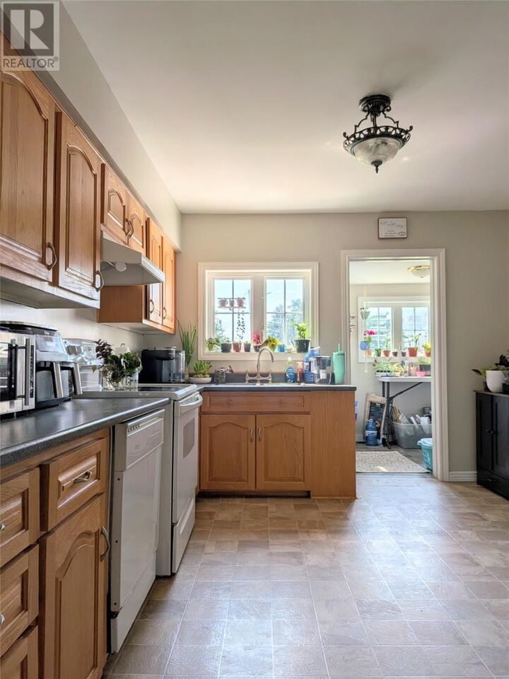 Property Photo: 13 Hillview Avenue NL A2N 1S6