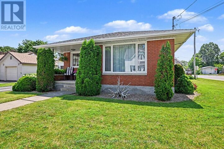 Property Photo:  68 Tierney Street South  ON K7S 2S1 