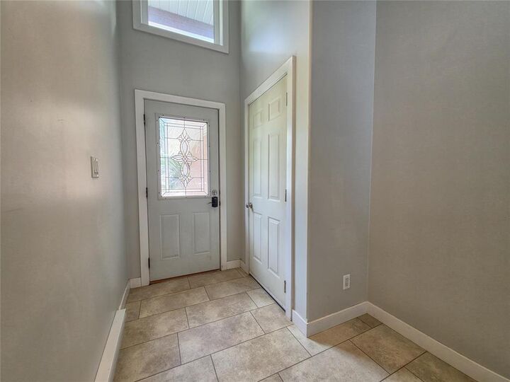 Property Photo: 823 2nd Street North MB R7A 2L7
