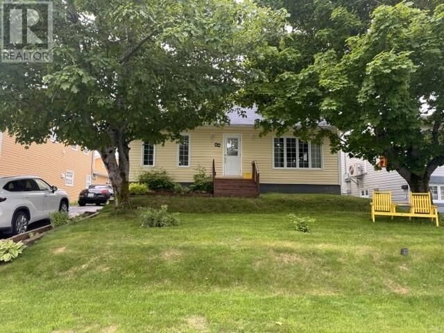 Property Photo: 44 Raynham Avenue NL A1V 2J6