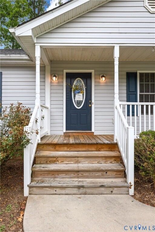 Property Photo: 114 Central Parkway VA 23009