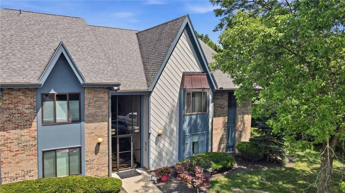 Property Photo:  1933 Washington South Drive  OH 45458 