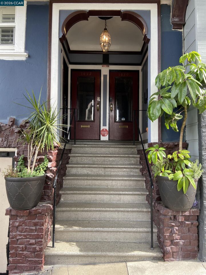 Property Photo: 1630-1634 Hyde St CA 94109