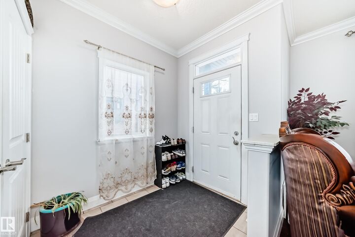 Property Photo: 12042 101 Street NW 2 AB T5G 2C1