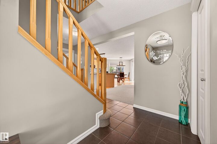 Property Photo: 9 Snowbird Crescent AB T9E 0H5