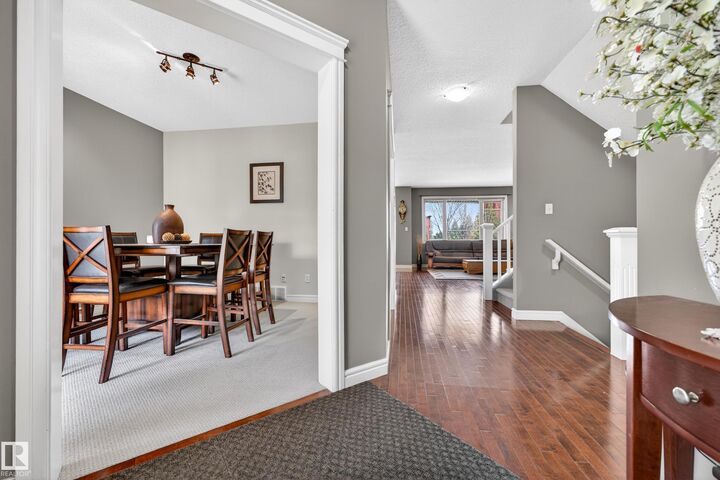 Property Photo:  506 Adams Way SW  AB T6W 0H1 