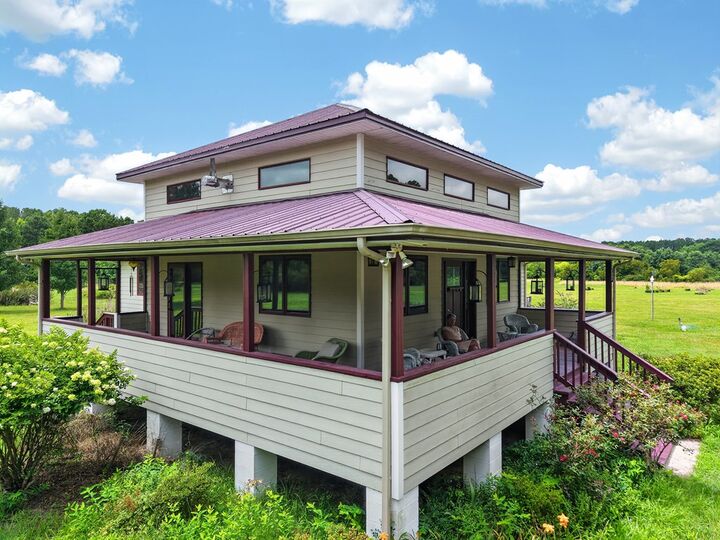 Property Photo:  18140 Plantation Rd  VA 23417 