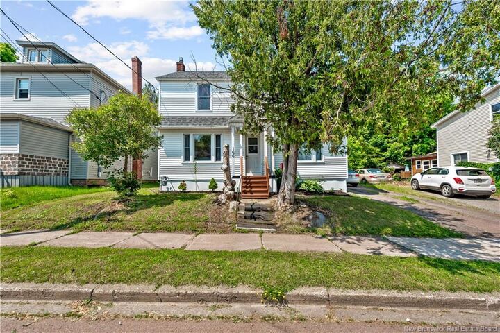 166 North — photo 1