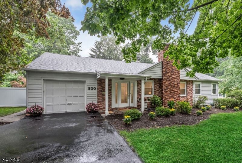 Property Photo: 320 Monroe Ave NJ 07481