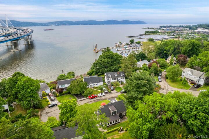 Property Photo:  110 Tappan Landing Road  NY 10591 