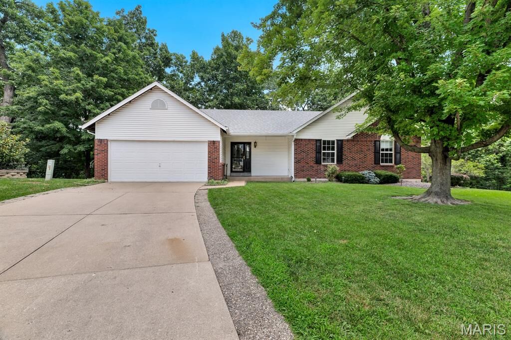 Property Photo: 522 Winter Park Drive MO 63366