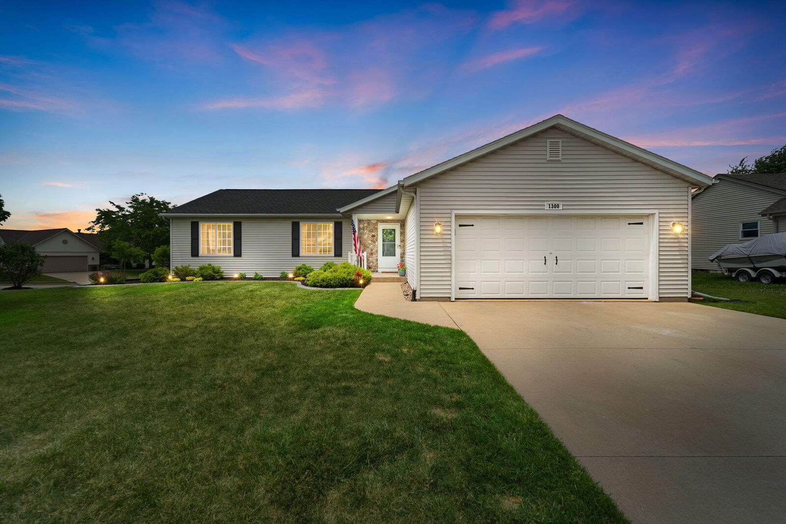 Property Photo: 1300 Conifer Ave WI 53090