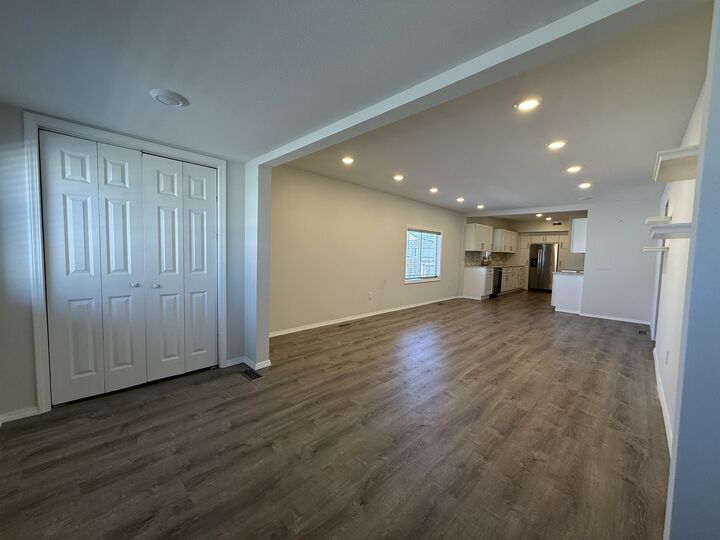 Property Photo:  1321 S Main St  ND 58701 