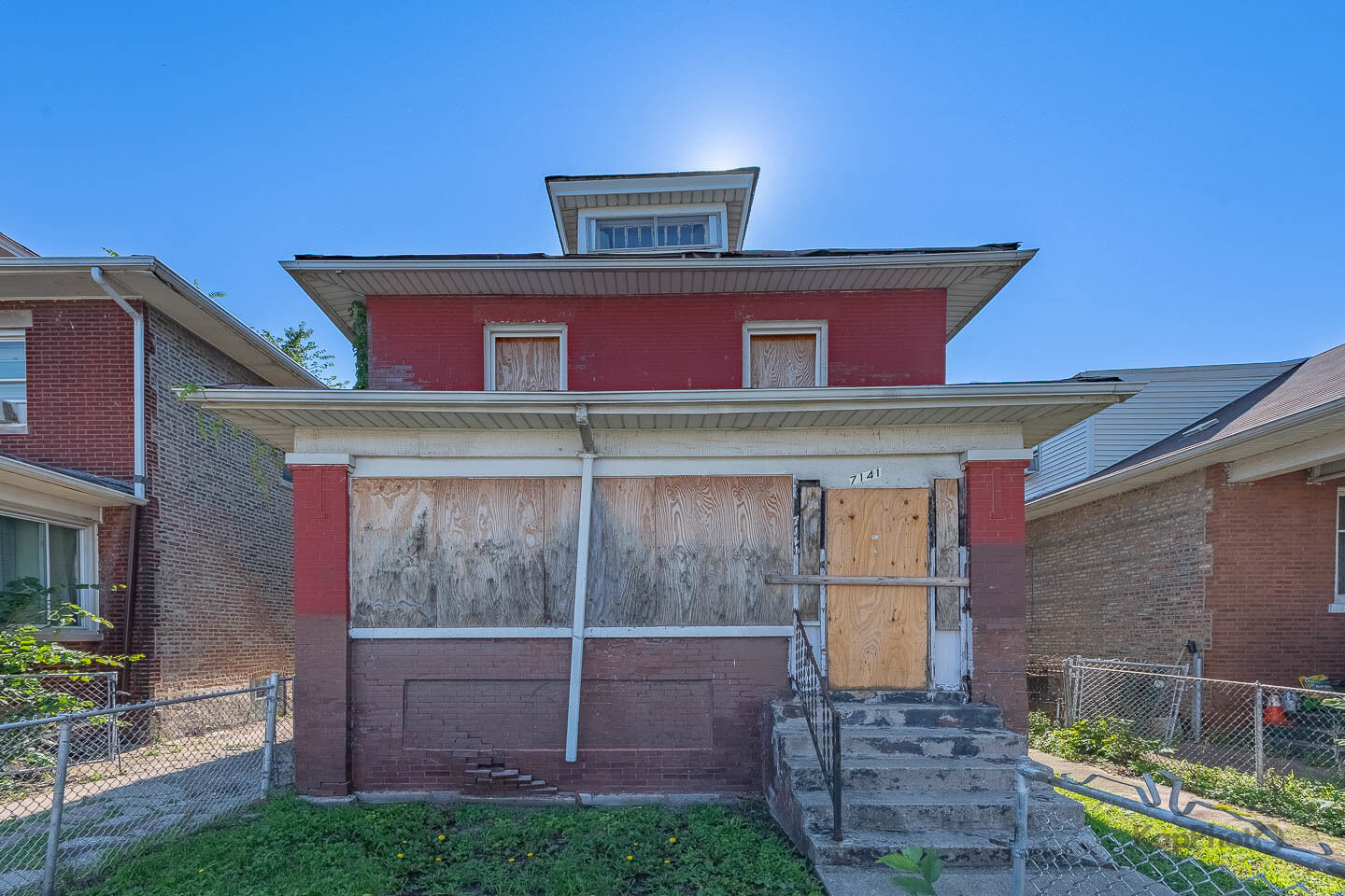 Property Photo: 7141 S Woodlawn Avenue IL 60619