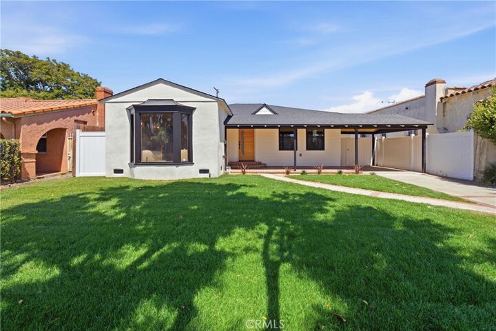 Property Photo:  8104 S 2nd  CA 90305 