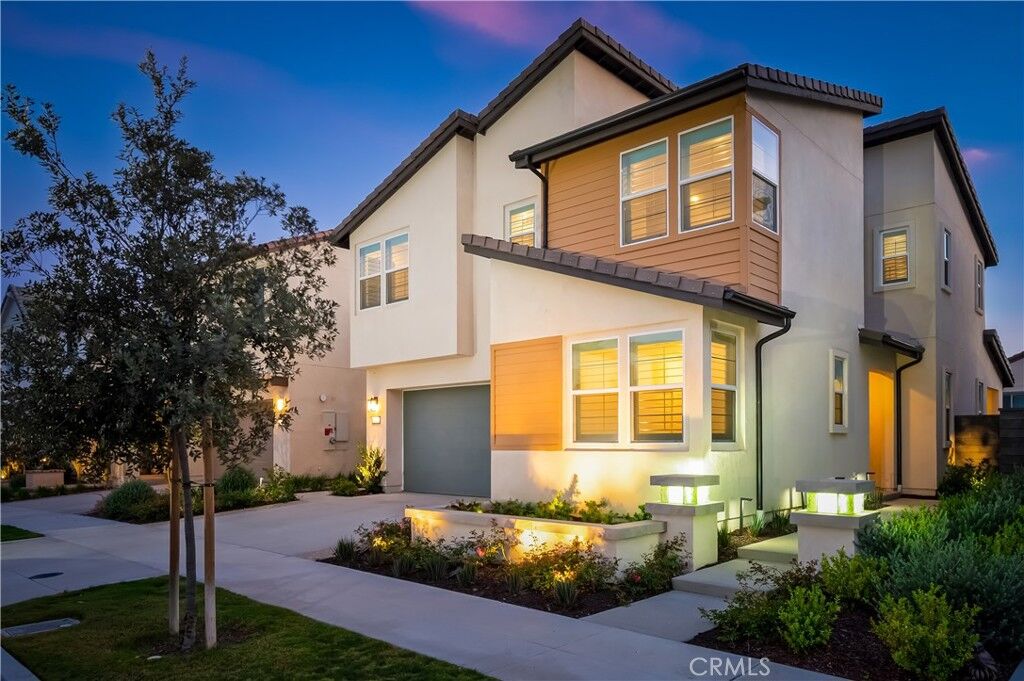 Property Photo: 1306 Roots Way CA 92694