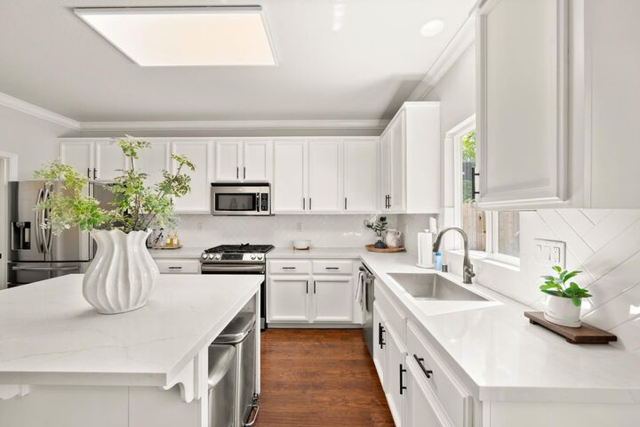 Property Photo: 1741 Blue Beaver Way CA 95747