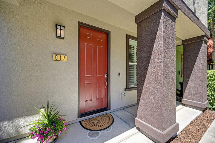 Property Photo:  817 Sinter Lane  CA 95691 