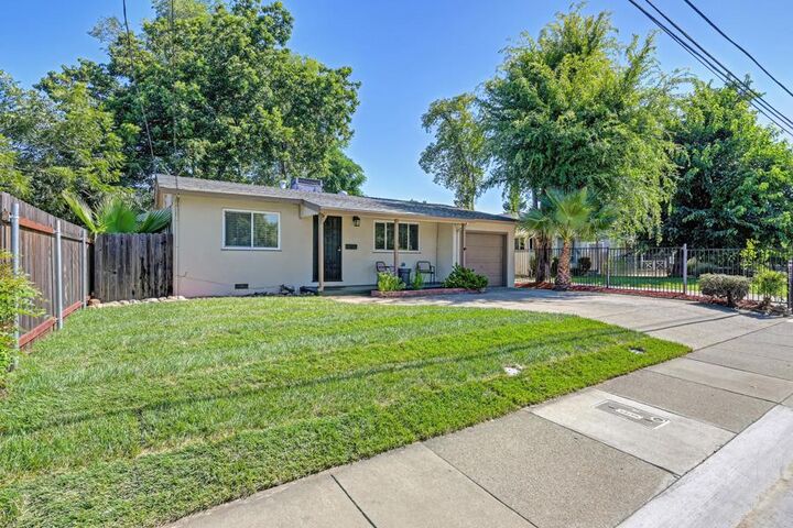 Property Photo: 5535 21st Avenue CA 95820
