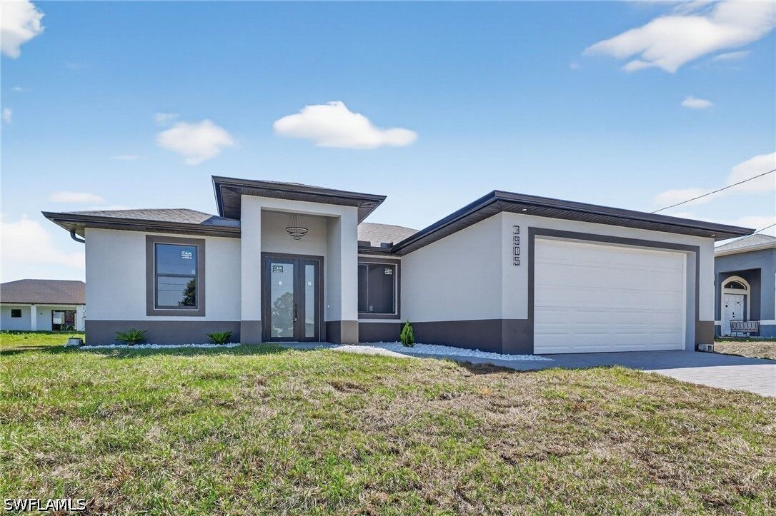 Property Photo: 3905 11th Street SW FL 33976