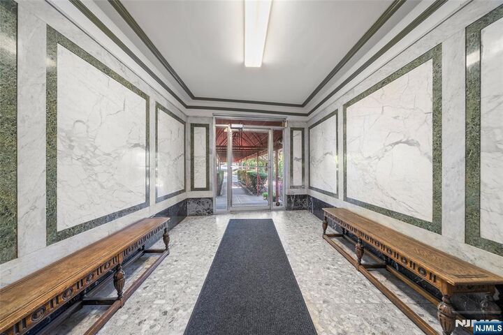 Property Photo:  218 Broad Avenue 3C  NJ 07605 
