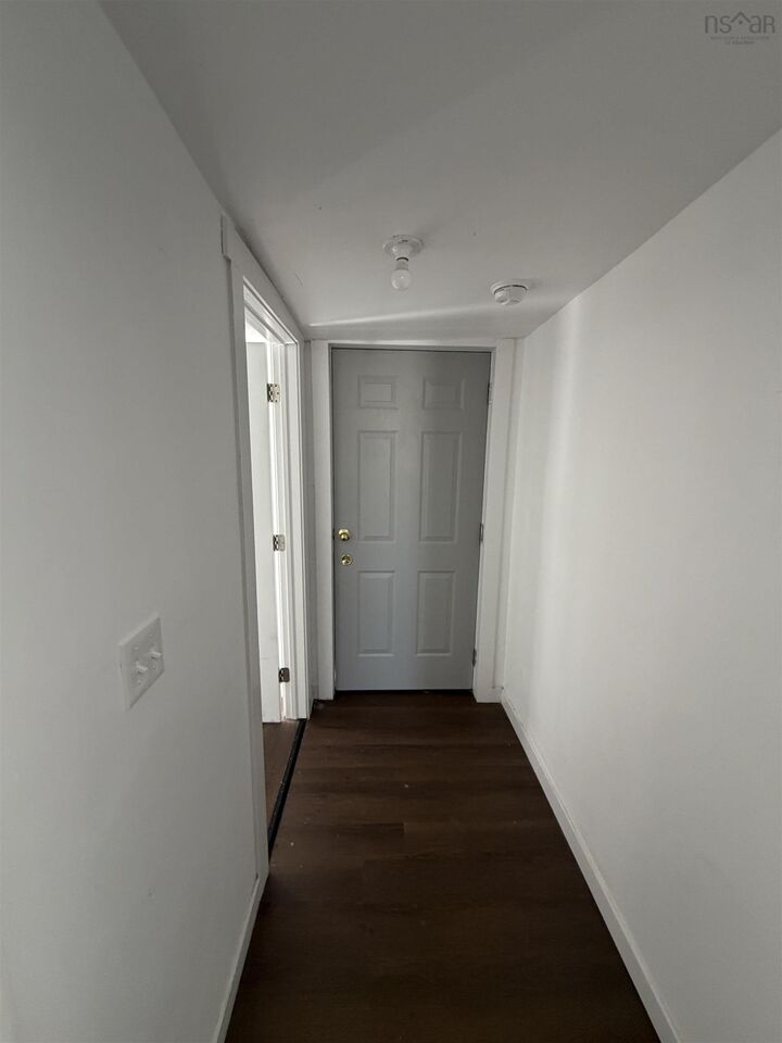 119 Victoria Road — photo 1