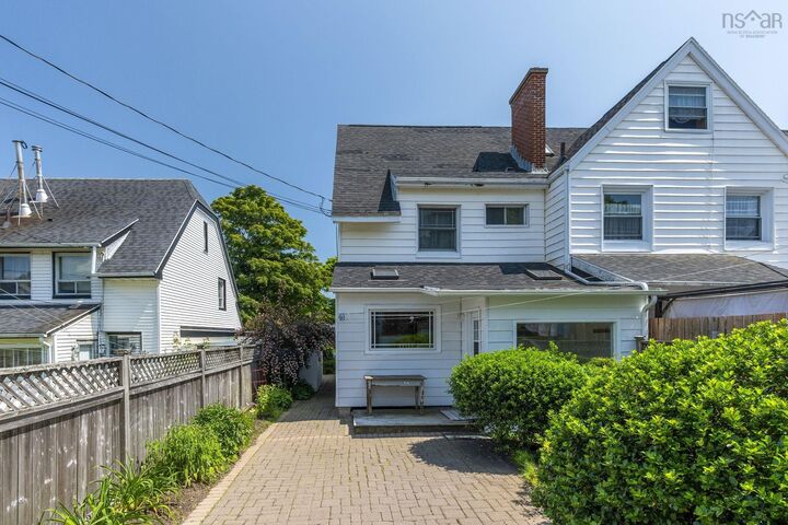 Property Photo: 5525 Cabot Place NS B3K 2J6