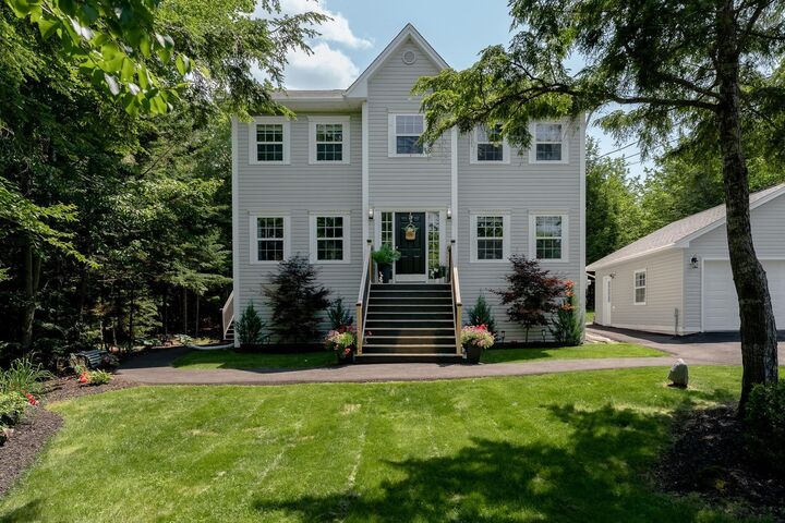579 Waterstone Run — photo 1