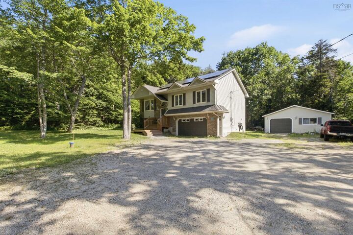 Property Photo: 45 Rockcliffe Crescent NS B3Z 1J8