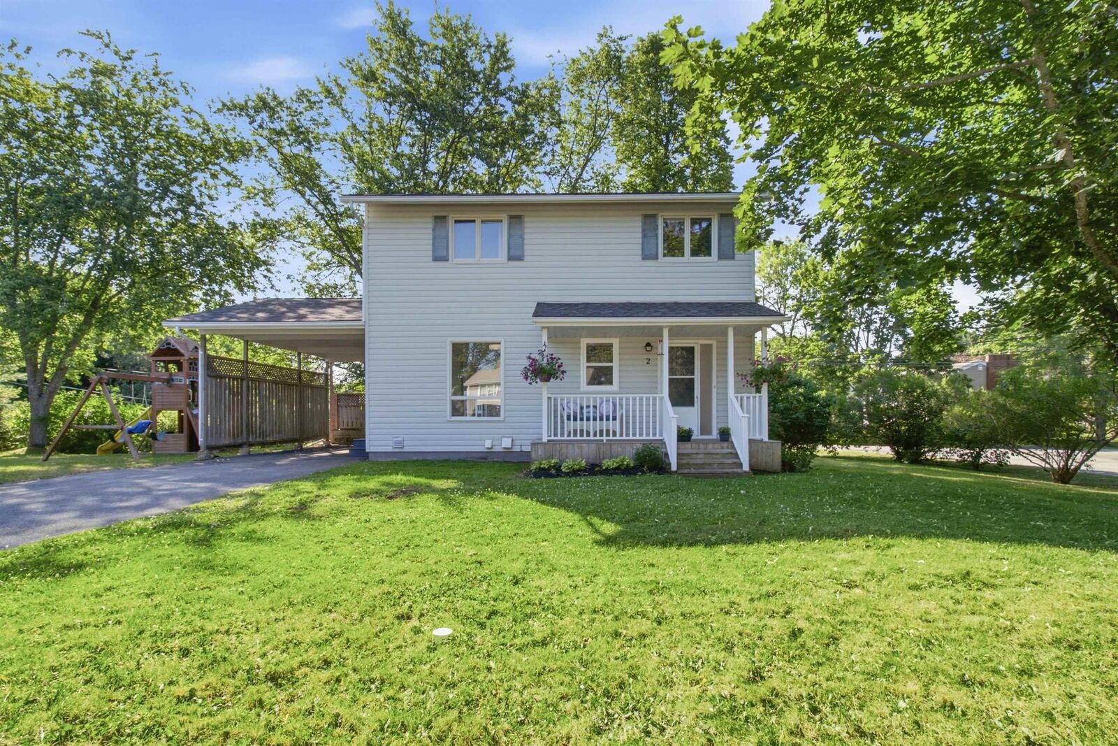 Property Photo:  2 Chandler Lane  NS B0N 2T0 