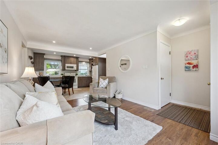 Property Photo:  31 Third Avenue  ON N1S 2C5 