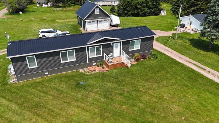 Property Photo:  408,404,396 Fortune Cove Road  PE C0B 1B0 