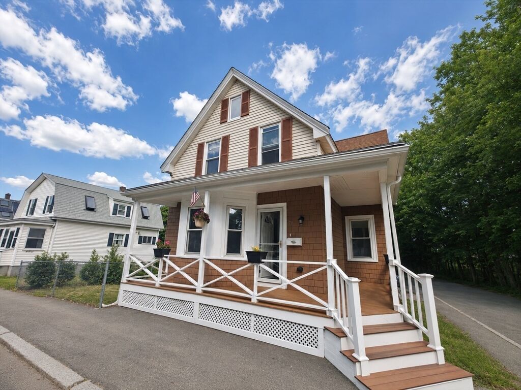 Property Photo:  79 Lawrence St  MA 01970 