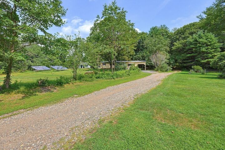 Property Photo: 1075 West Brookfield Road MA 01531