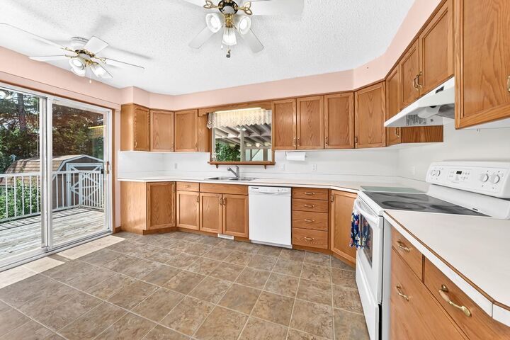 Property Photo: 5227 37 Street AB T4G 1E4