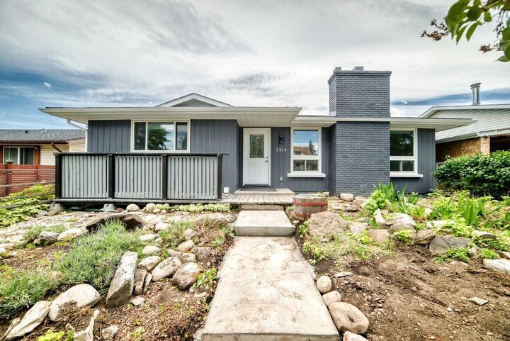 3319 Radcliffe Drive SE — photo 1
