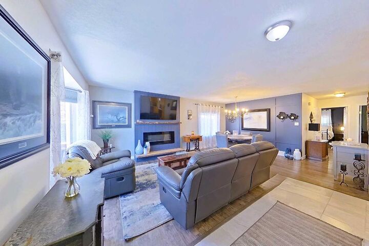 Property Photo: 125 10 Street AB T0G 0M0