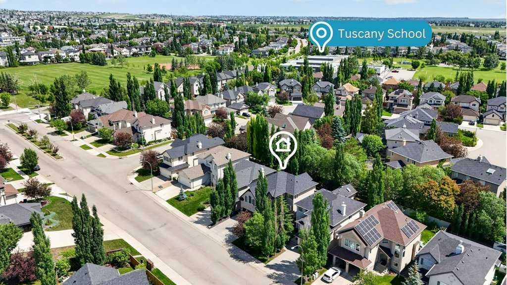 Property Photo:  40 Tuscany Glen Road NW  AB T3L 2T7 
