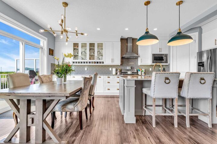 Property Photo:  284 Rainbow Falls Way  AB T1X 0T1 